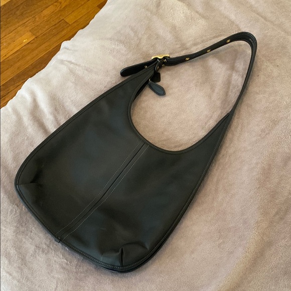 Coach Ergo Shoulder Bag 33 in Black with Gold Hardware. - Picture 2 of 5